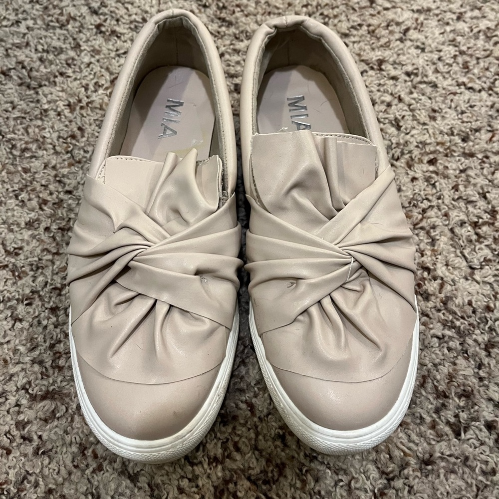 Size 8 - blush pink - slip on shoes